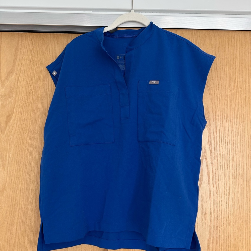Figs Winning Blue Scrub Top